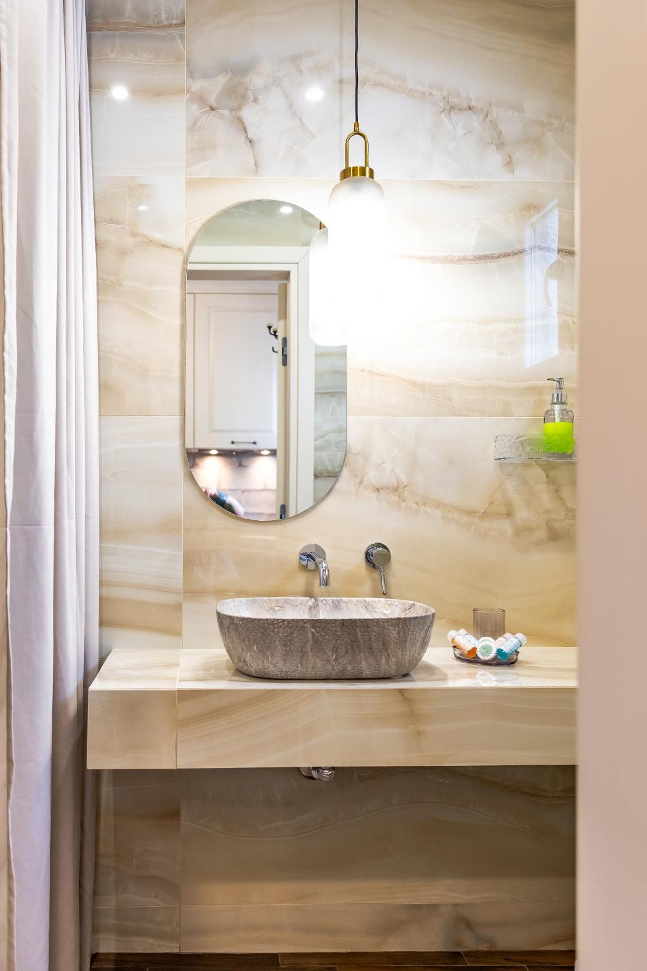 ניאה מודאניה Nafsika Suites (Adults Only) מראה חיצוני תמונה